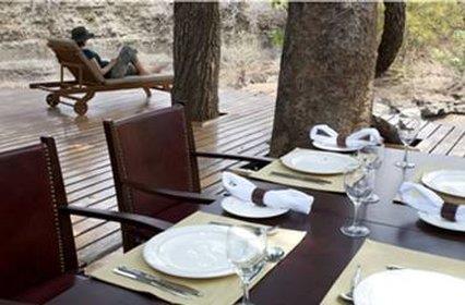 Selous Serena Camp Selous Game Reserve Restaurant foto